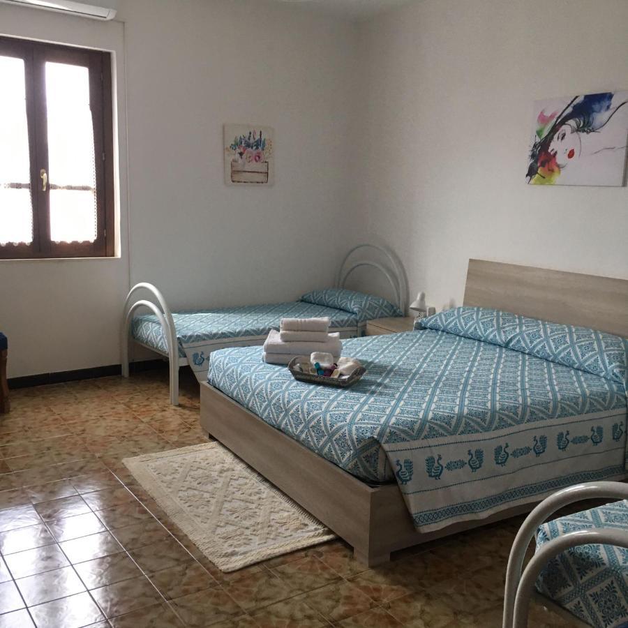 B&B Mideri Urzulei Kültér fotó